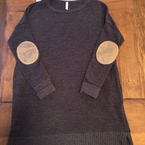 Brown sweater tunic with elbow patch and POCKETS!